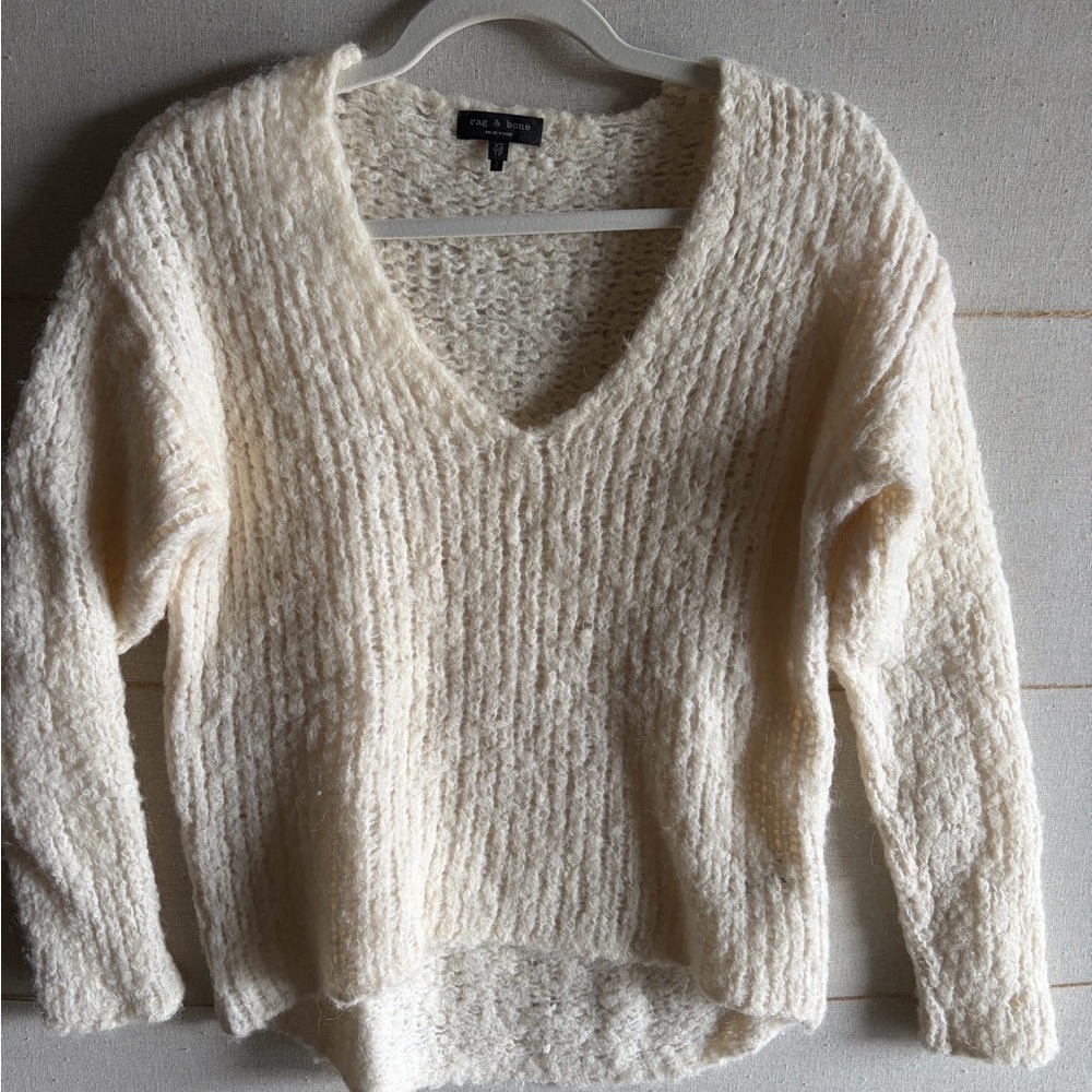 Rag and Bone Cream V-Neck Textured Sweater
